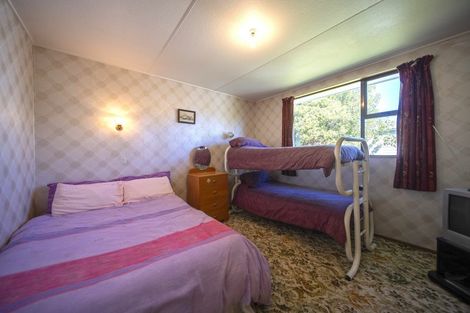 Photo of property in 221 Milford Road, Te Anau, 9600