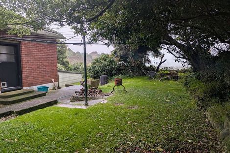 Photo of property in 41 Lincoln Avenue, Tawa, Wellington, 5028