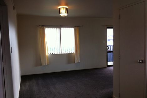 Photo of property in 61a Farquhar Road, Glendene, Auckland, 0602