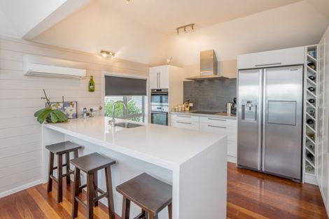 Photo of property in 48 The Parade, Paekakariki, 5034