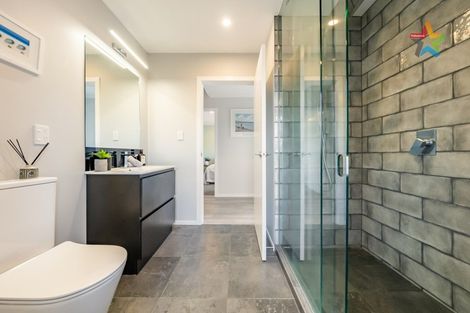 Photo of property in 48 Korokoro Road, Korokoro, Lower Hutt, 5012