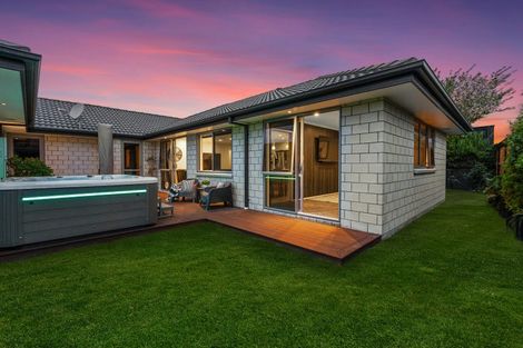 Photo of property in 185 Rowesdale Drive, Ohauiti, Tauranga, 3112