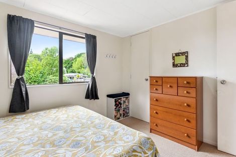 Photo of property in 25 Hookway Grove, Paraparaumu, 5032