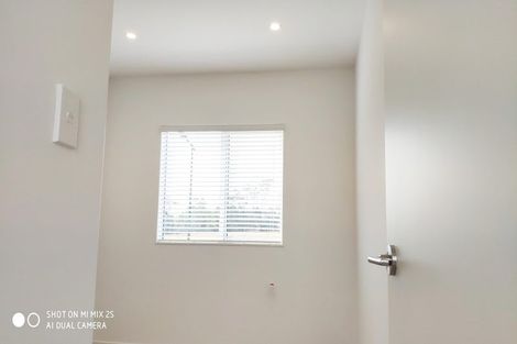 Photo of property in 2 Herekino Street, Westgate, Auckland, 0814