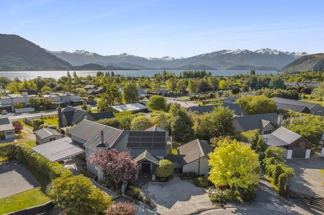 Photo of property in 15 Rowan Court, Wanaka, 9305