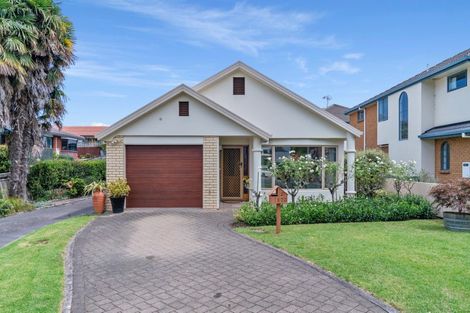 Photo of property in 2/173 Edgecumbe Road, Tauranga South, Tauranga, 3112