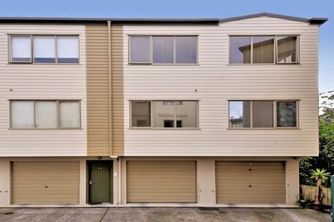 Photo of property in The Haven, 23/120 Beach Haven Road, Beach Haven, Auckland, 0626