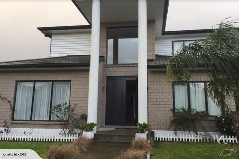 Photo of property in 29 Midhurst Avenue, Henderson, Auckland, 0612