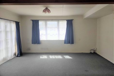 Photo of property in 5 Redwood Street, Elderslea, Upper Hutt, 5018