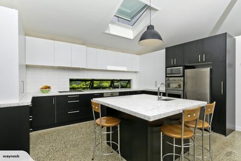 Photo of property in 1 View Road, Campbells Bay, Auckland, 0630