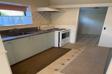 Photo of property in 1/63 Butley Drive, Farm Cove, Auckland, 2012