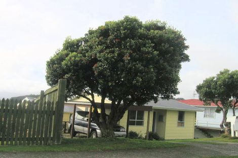 Photo of property in 20 Beaumaris Crescent, Ascot Park, Porirua, 5024