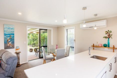 Photo of property in 6 Bryant Street, Takaro, Palmerston North, 4412