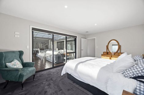 Photo of property in 14 Hamon Place, Pukehangi, Rotorua, 3015