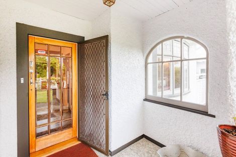 Photo of property in 19 Brightwater Terrace, Terrace End, Palmerston North, 4410
