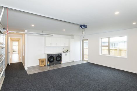 Photo of property in 23 Allan Avenue, Lytton West, 4071
