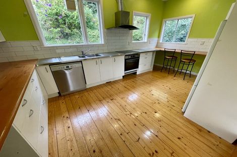 Photo of property in 111 Cockayne Road, Khandallah, Wellington, 6035