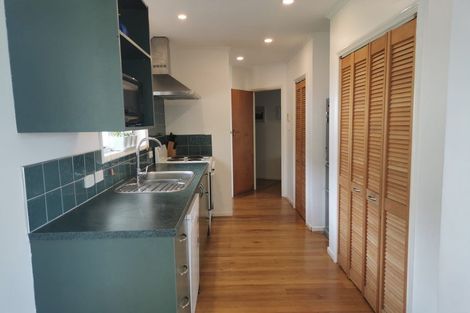 Photo of property in 2/4 Firth Road, Torbay, Auckland, 0630