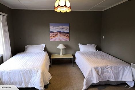 Photo of property in 27 Russell Street, Wanaka, 9305