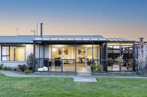 Photo of property in 10 Westerleigh Street, Bishopdale, Christchurch, 8053