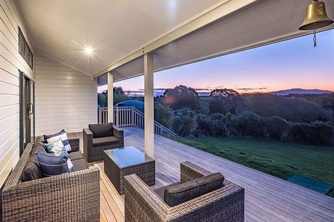 Photo of property in 214b Huia Street, Waikanae, 5391