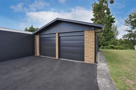 Photo of property in 11 Mcdowall Place, Queenwood, Hamilton, 3210