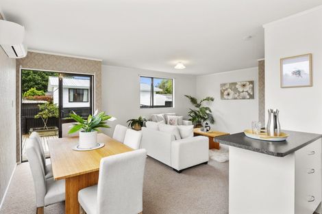 Photo of property in 18b Moore Street, Leamington, Cambridge, 3432