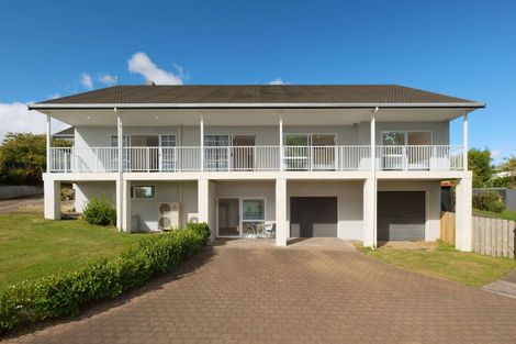 Photo of property in 37 Shepherd Road, Waipahihi, Taupo, 3330