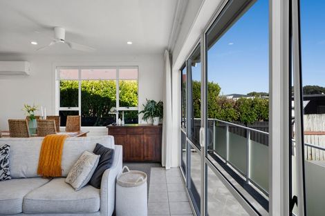 Photo of property in 11b Hine Street, New Plymouth, 4310