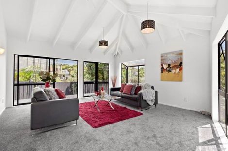 Photo of property in 2/47 Sheridan Drive, New Lynn, Auckland, 0600