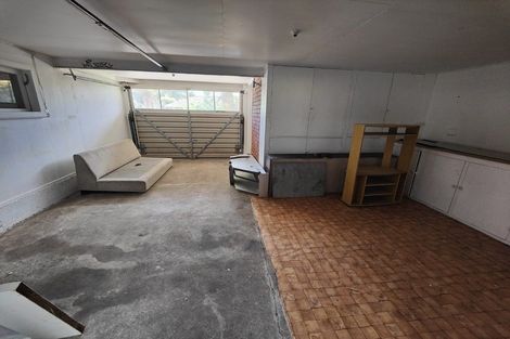 Photo of property in 22 Red Hill Road, Red Hill, Papakura, 2110