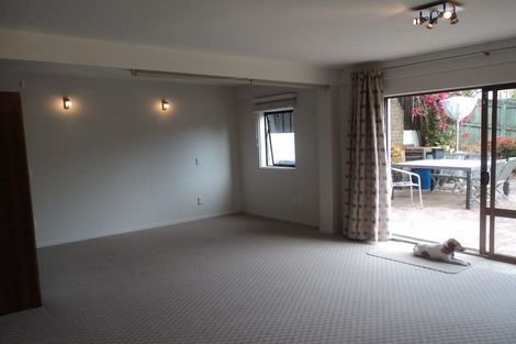 Photo of property in 25 Maxwelton Drive, Mairangi Bay, Auckland, 0630