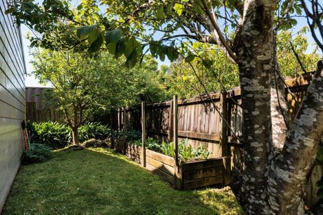 Photo of property in 128b Karewa Parade, Papamoa Beach, Papamoa, 3118