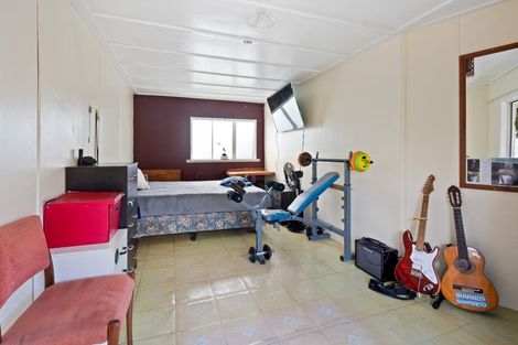 Photo of property in 18 Waro Drive, Hikurangi, 0114