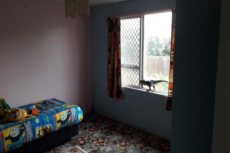 Photo of property in 2/3 Fir Tree Lane, Aranui, Christchurch, 8061