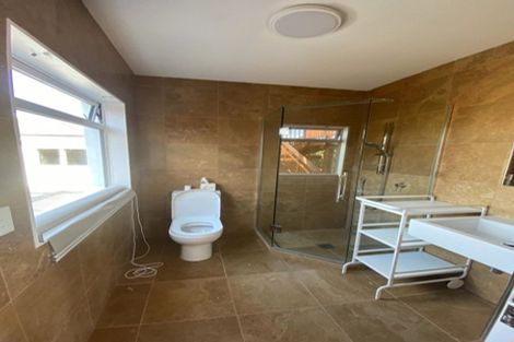 Photo of property in 12 Bayview Road, Hauraki, Auckland, 0622