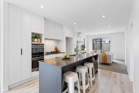 Photo of property in 5 Aquamarine Road, Rosehill, Papakura, 2113