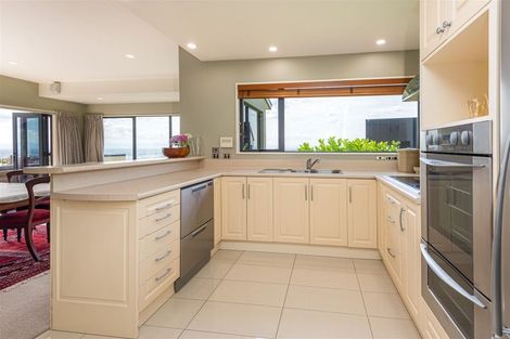 Photo of property in 4 Avery Place, Redcliffs, Christchurch, 8081