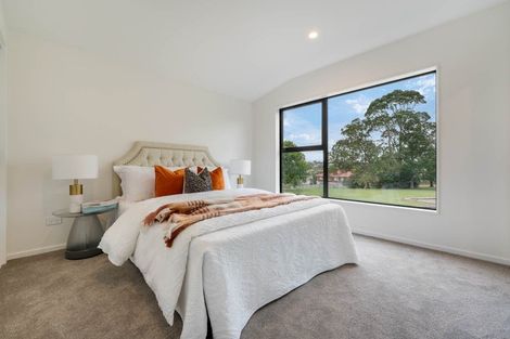Photo of property in 31d Kurnell Drive, Botany Downs, Auckland, 2010