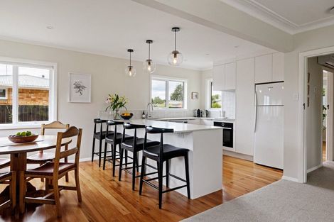 Photo of property in 53 Tennyson Street, Leamington, Cambridge, 3432