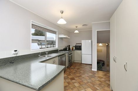 Photo of property in 14 Virginia Place, Whalers Gate, New Plymouth, 4310