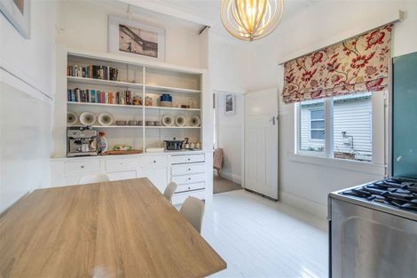 Photo of property in 64 Turner Street, Edendale, 9825