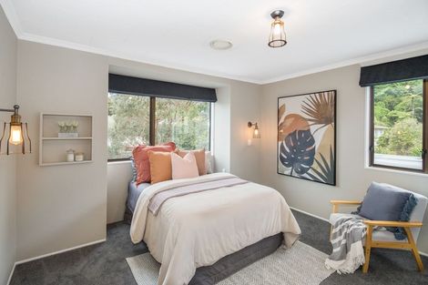 Photo of property in 8 Duncan Street, Tawa, Wellington, 5028