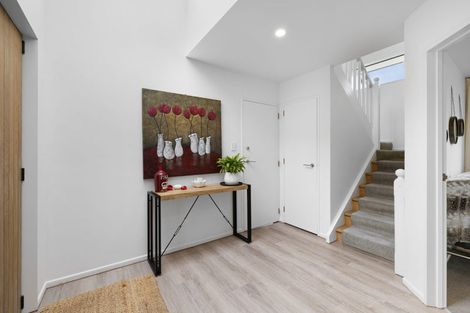 Photo of property in 73 Lowry Avenue, Redwood, Christchurch, 8051