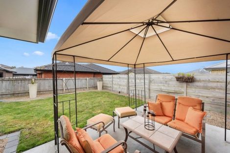 Photo of property in 55 Shrule Place, Huntington, Hamilton, 3210