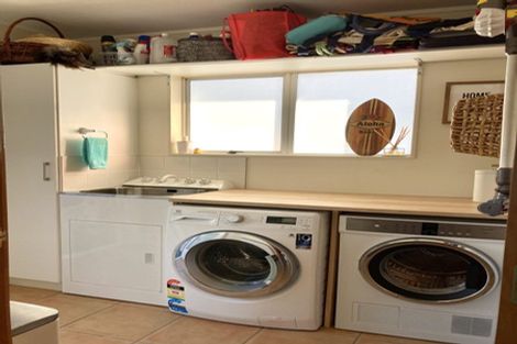 Photo of property in 11 Bay Vista Drive, Red Beach, 0932