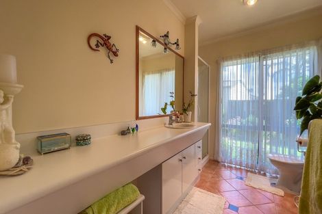 Photo of property in 41 Darlington Street, Ngatea, 3503