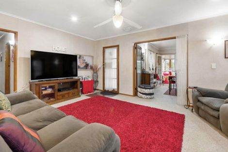 Photo of property in 42 Russell Road, Manurewa, Auckland, 2102