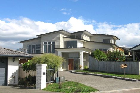 Photo of property in 6 Mahina Place, Te Atatu Peninsula, Auckland, 0610