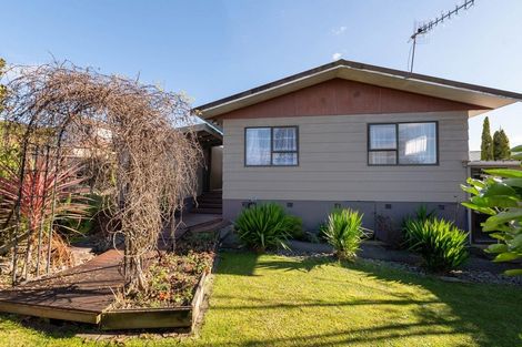 Photo of property in 15b Buchanan Place, Sunnybrook, Rotorua, 3015